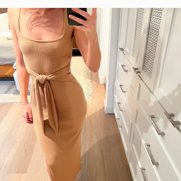 Reformation Hosby Ribbed Dress Tan Waist Tie Maxi Size Small - Picture 6 of 6